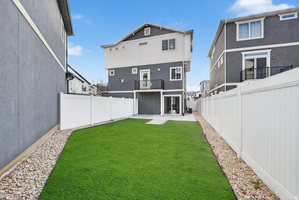 174 E POLARIS DR Saratoga Springs, UT 84045