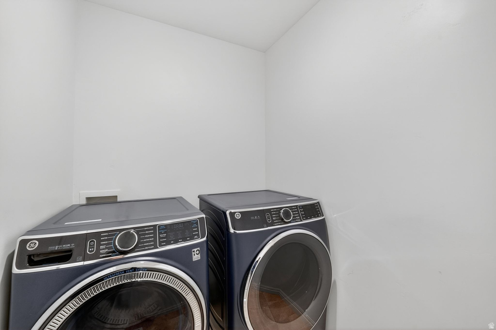 174 E POLARIS DR Saratoga Springs, UT 84045