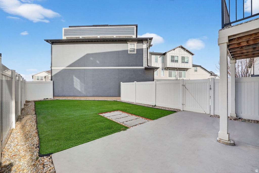 174 E POLARIS DR Saratoga Springs, UT 84045