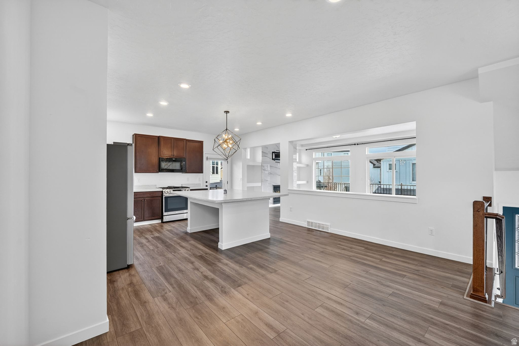 174 E POLARIS DR Saratoga Springs, UT 84045