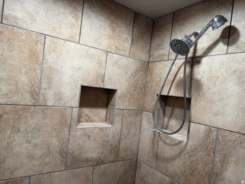 2932 S ARTHUR American Falls, ID 83211