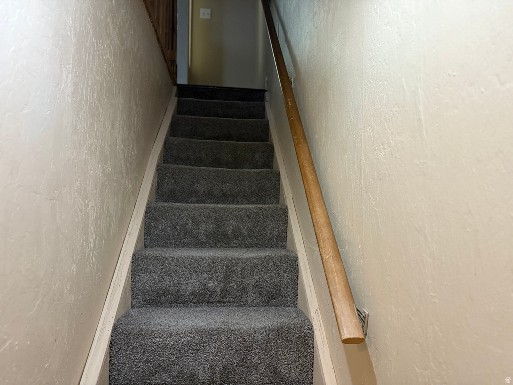 2932 S ARTHUR American Falls, ID 83211