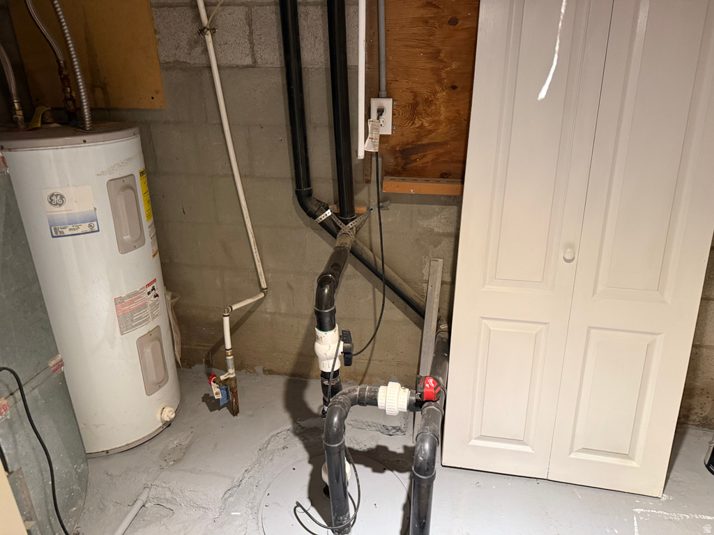 2932 S ARTHUR American Falls, ID 83211