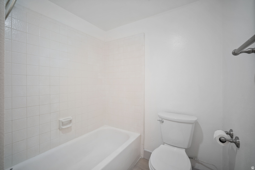 88 W 50 S #Q17 Centerville, UT 84014