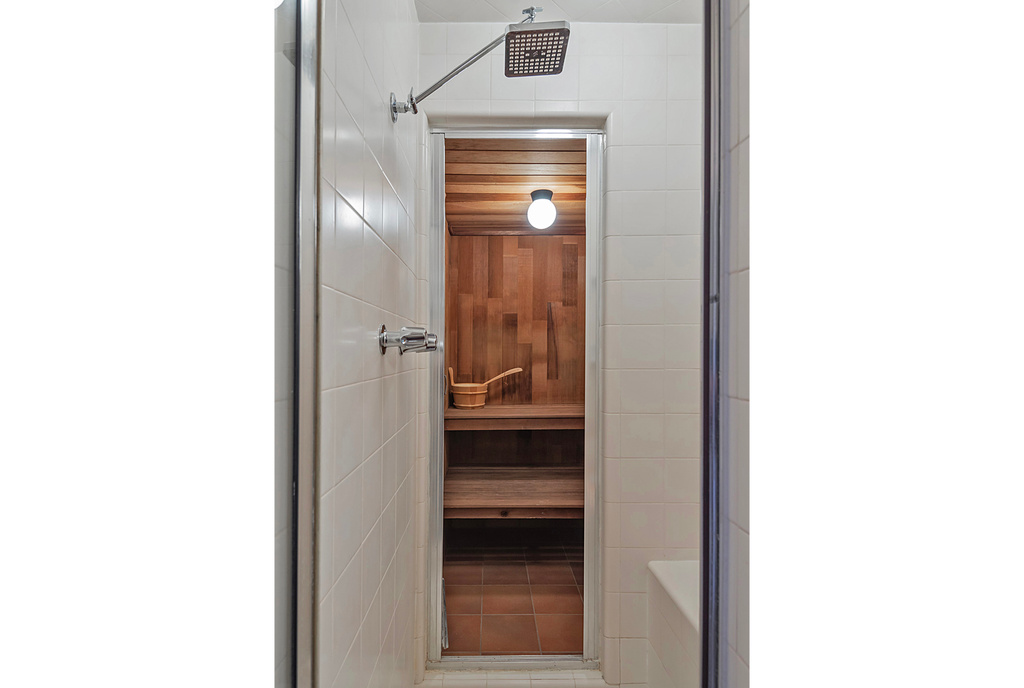 4 BONANZA CT Park City, UT 84060