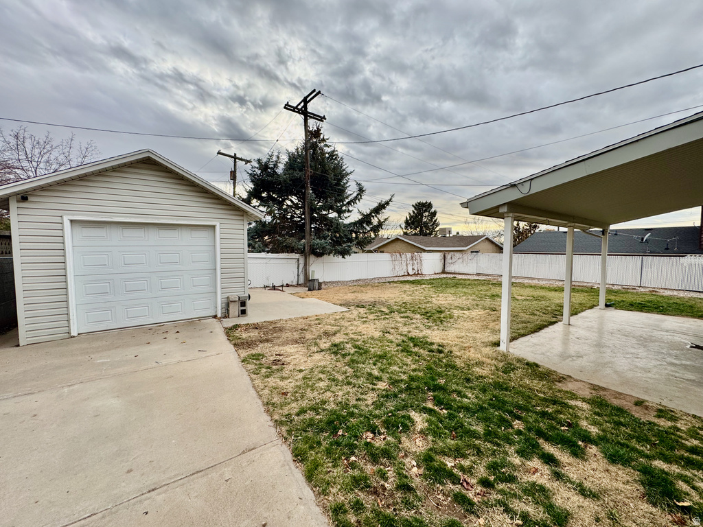 2581 W 5000 S Roy, UT 84067