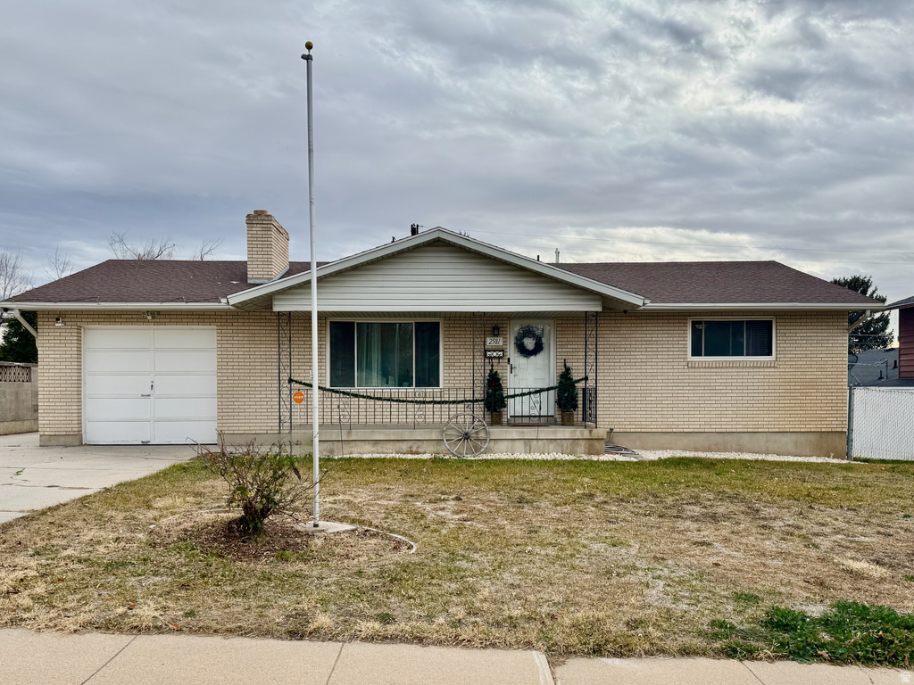 2581 W 5000 S Roy, UT 84067