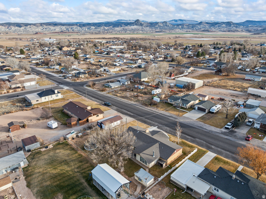 376 W 200 N Aurora, UT 84620