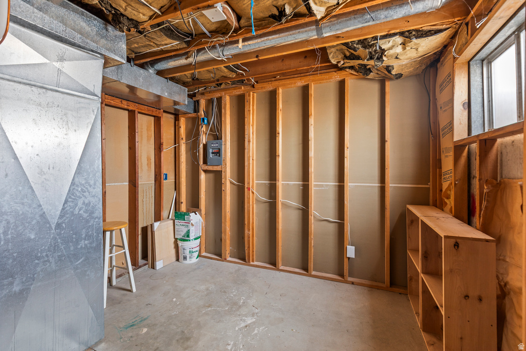 35 W 200 N Aurora, UT 84620