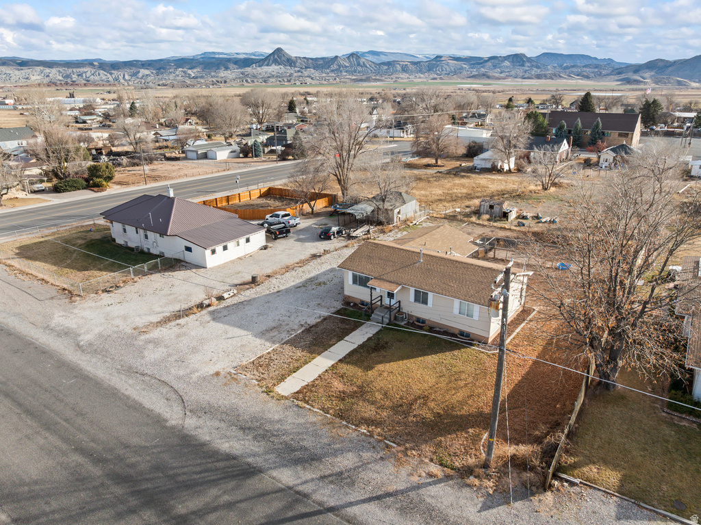 35 W 200 N Aurora, UT 84620