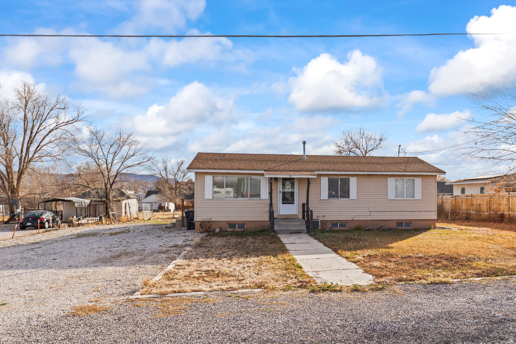 35 W 200 N Aurora, UT 84620