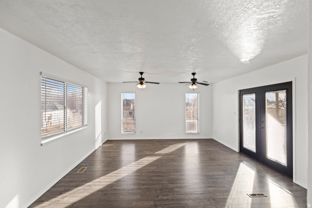 35 W 200 N Aurora, UT 84620