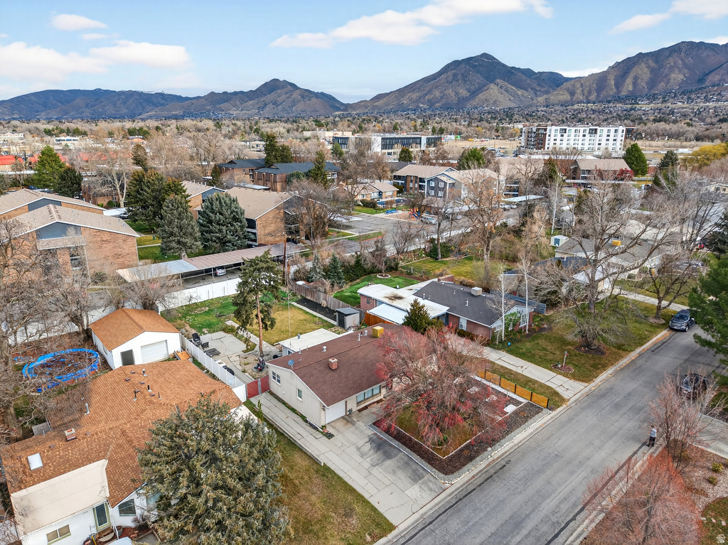 1771 E FIELDCREST LN Holladay, UT 84117