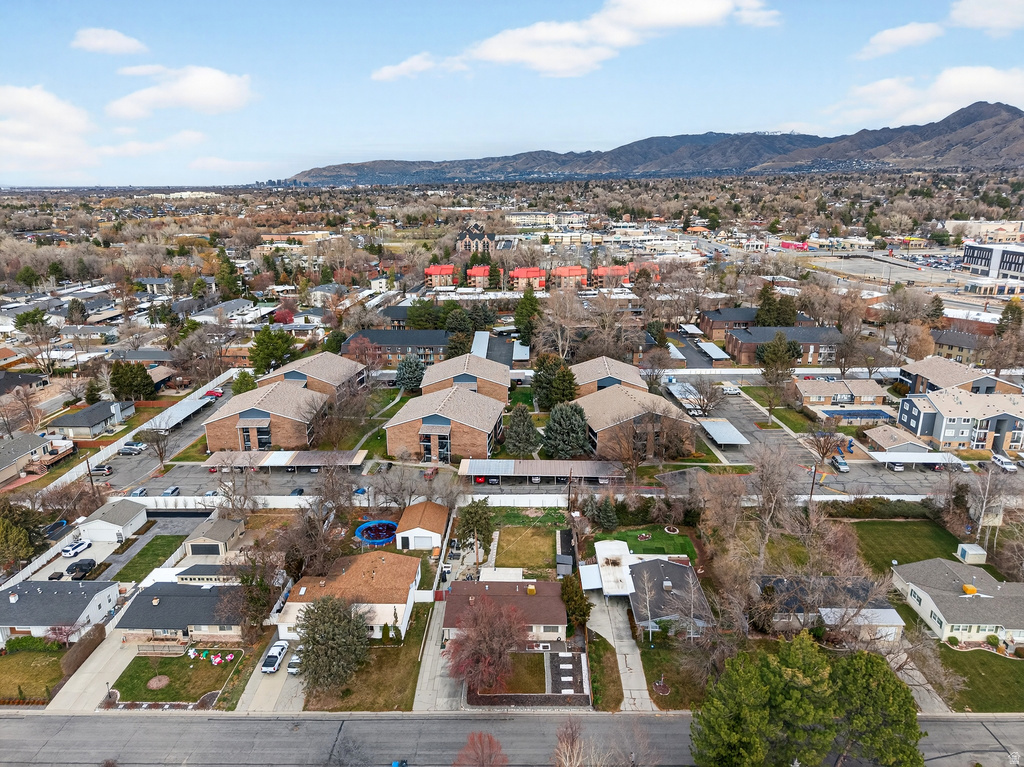 1771 E FIELDCREST LN Holladay, UT 84117