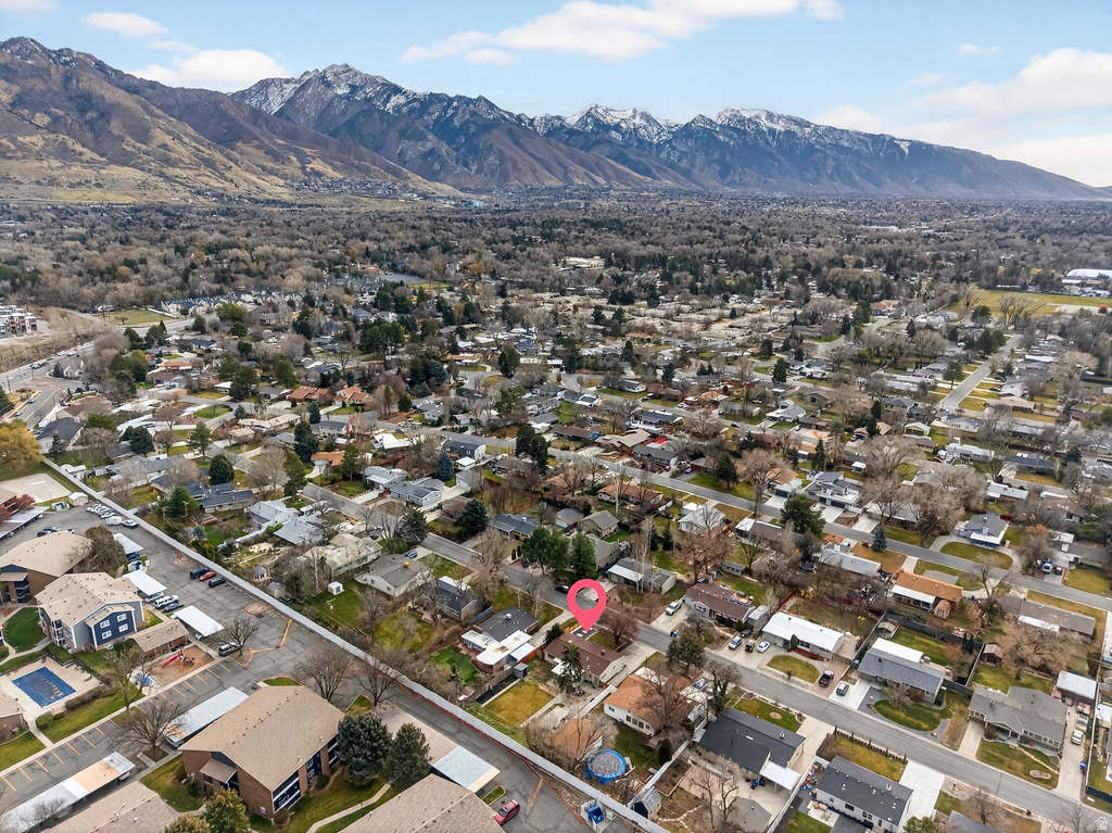 1771 E FIELDCREST LN Holladay, UT 84117