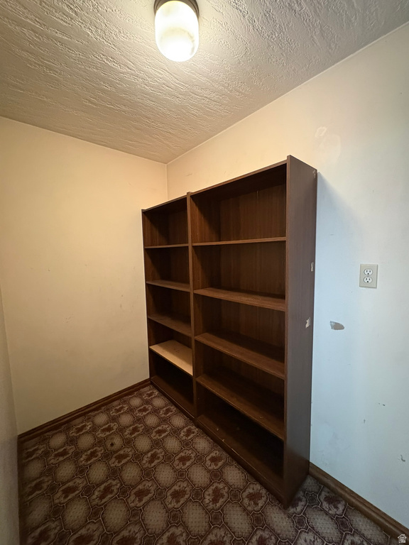 5577 W 4000 S Hooper, UT 84315