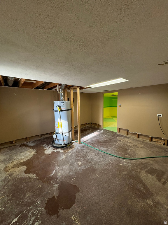 5577 W 4000 S Hooper, UT 84315