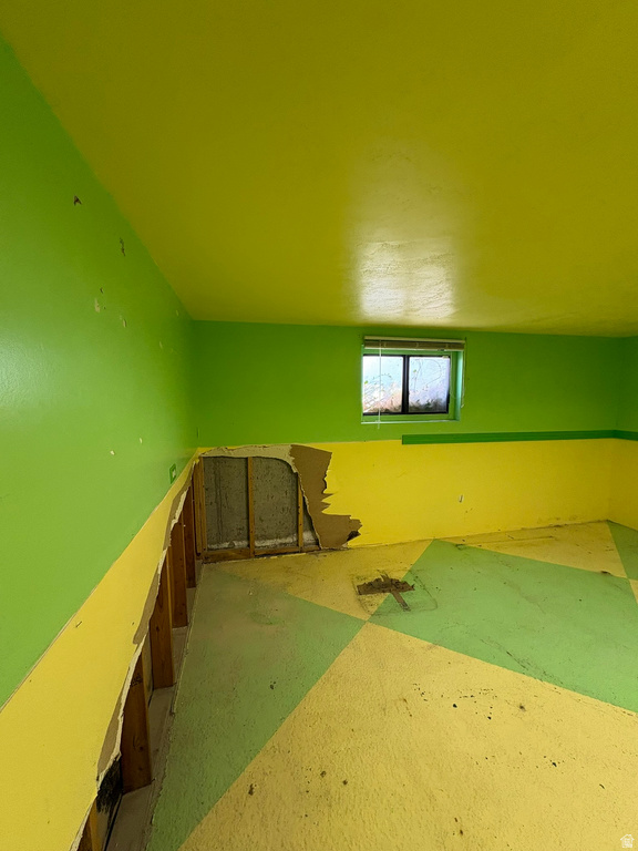 5577 W 4000 S Hooper, UT 84315