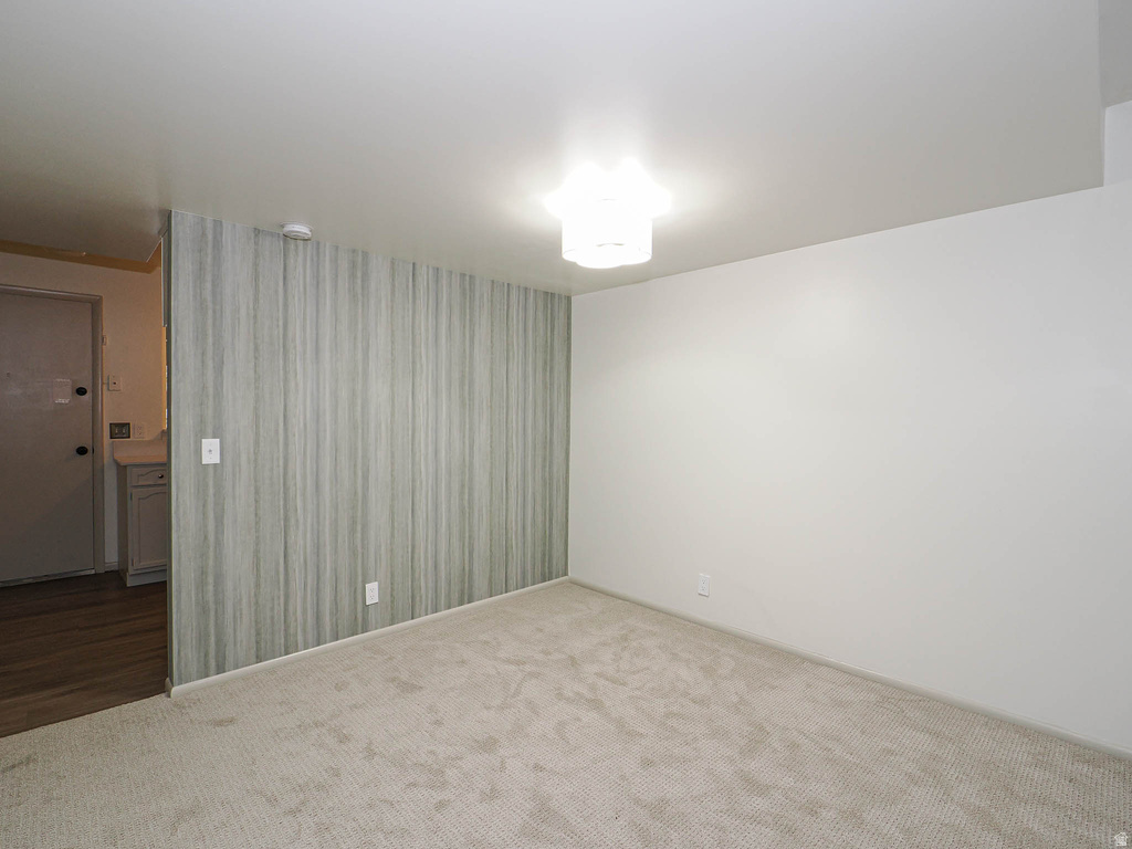 2122 E GEORGETOWN SQ Millcreek, UT 84109