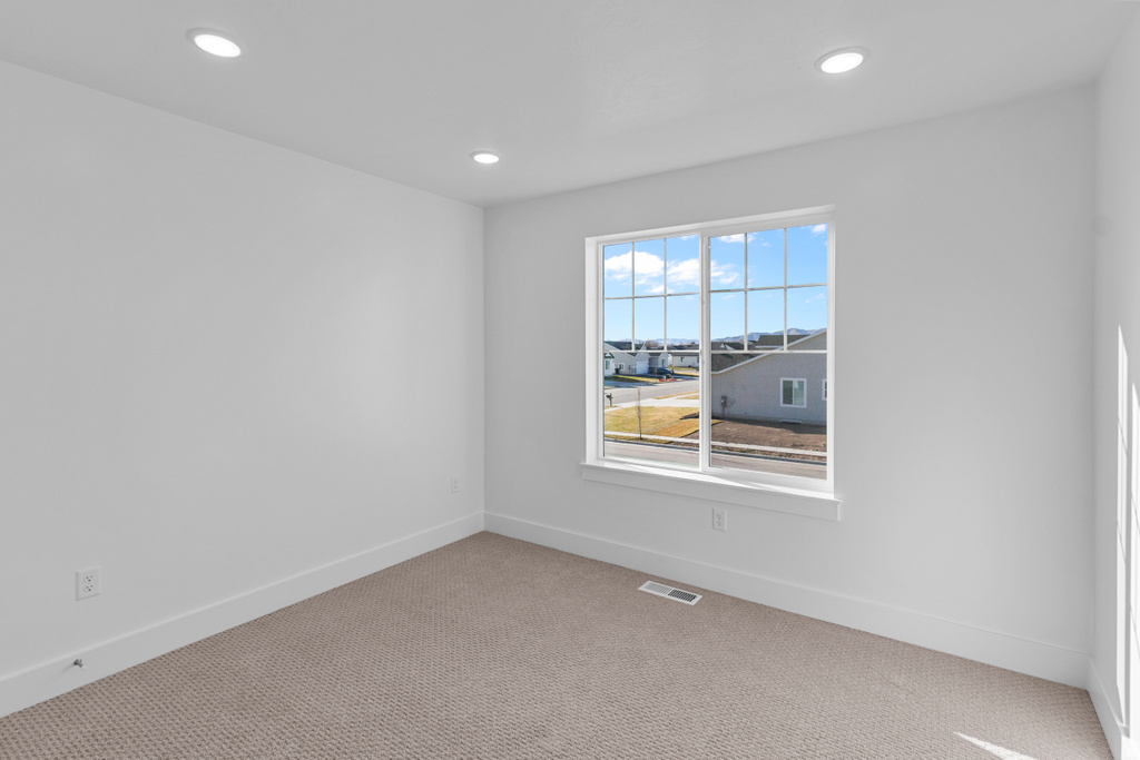 270 N 870 E #17 Tremonton, UT 84337