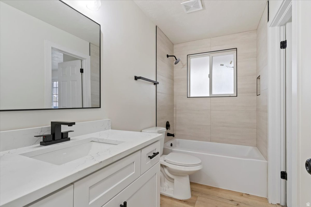 1212 N VIRGINIA AVE Harrisville, UT 84404