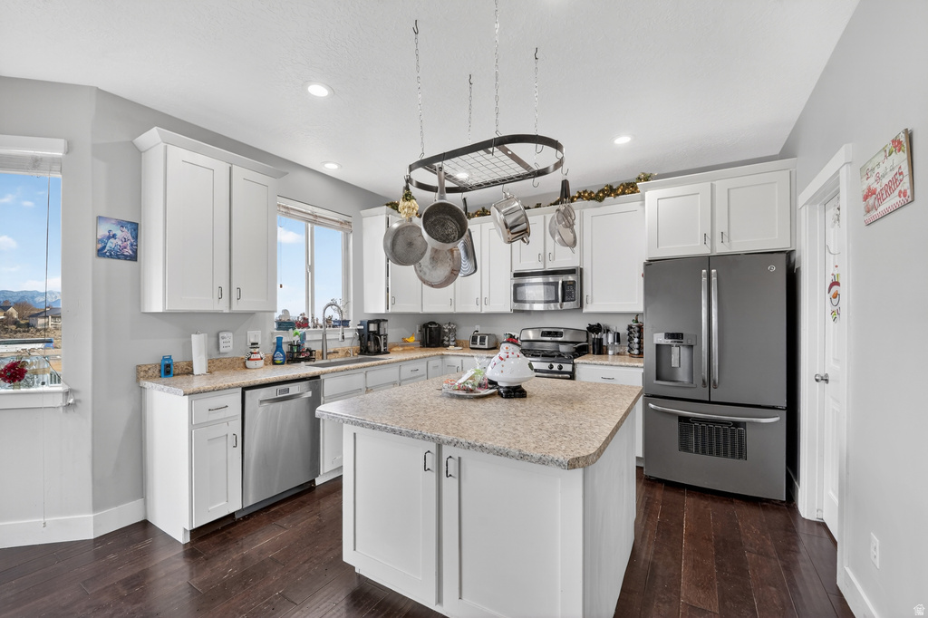 8984 E SKYE LOOP Eagle Mountain, UT 84005