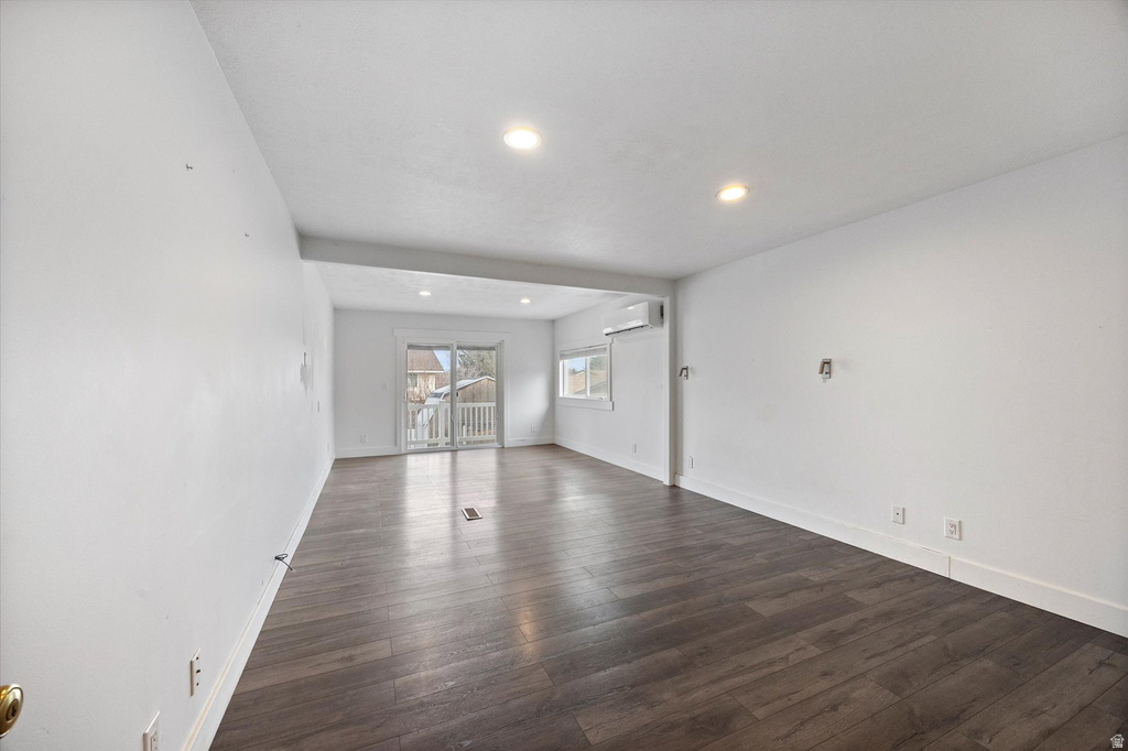 3788 W NEW VILLAGE RD West Jordan, UT 84088