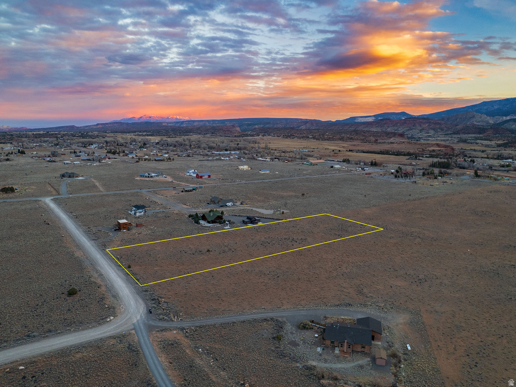 603 W 325 ST Torrey, UT 84775