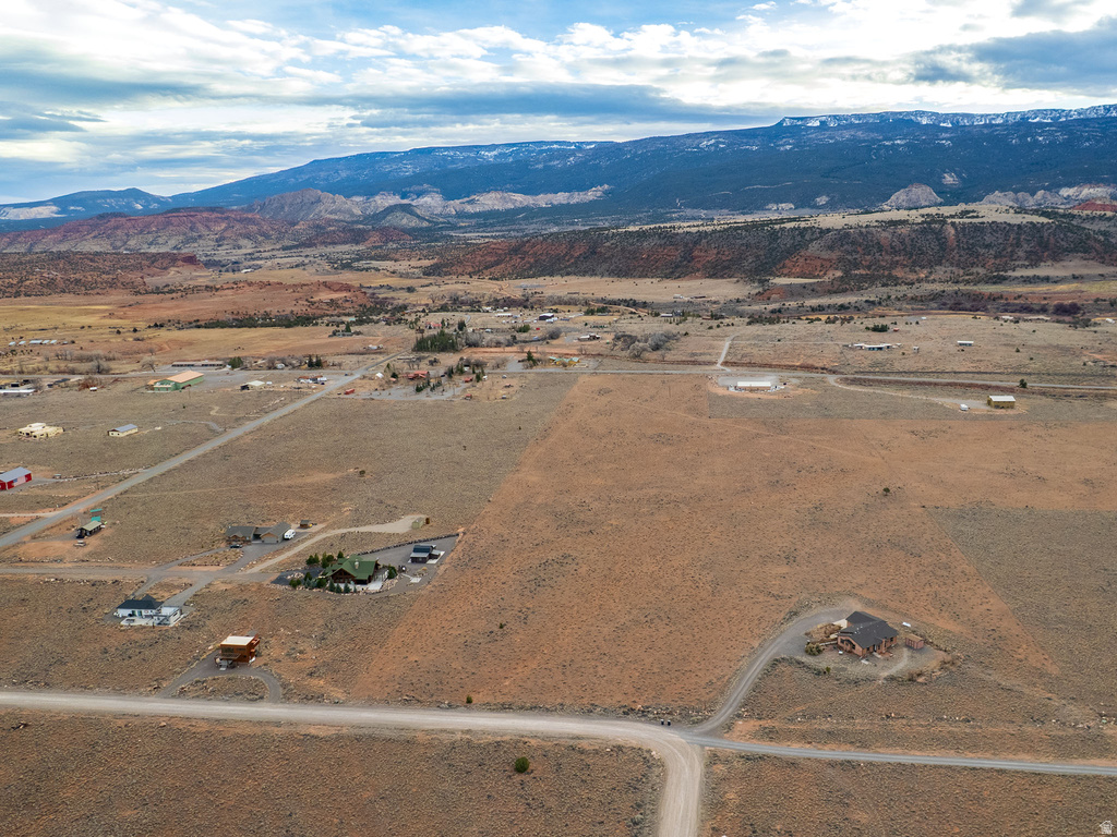 603 W 325 ST Torrey, UT 84775