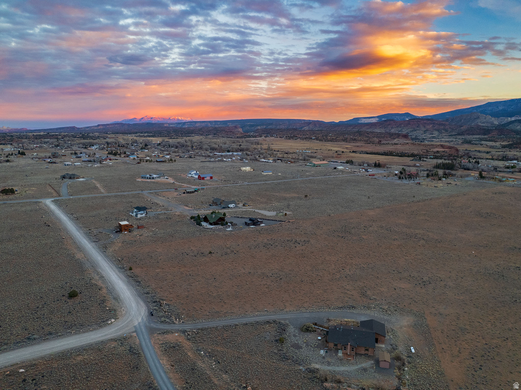 603 W 325 ST Torrey, UT 84775