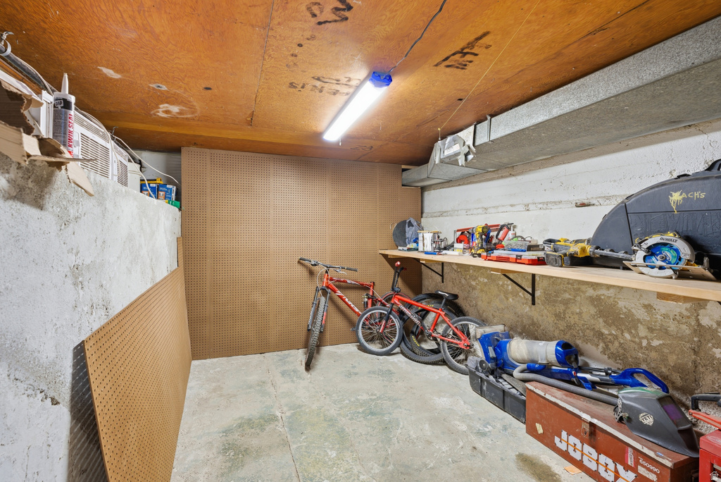 2787 S 9100 W Magna, UT 84044