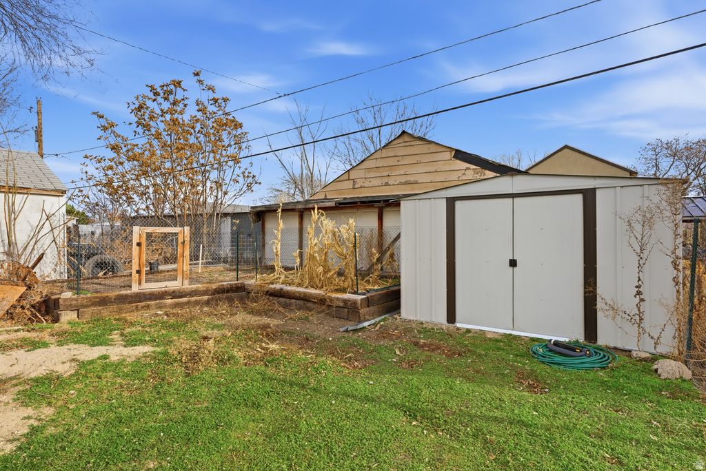 2787 S 9100 W Magna, UT 84044