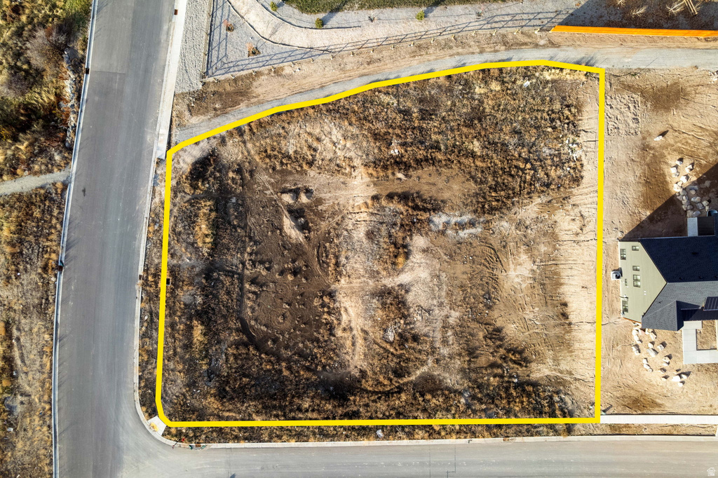 1025 S 200 W Hyde Park, UT 84318