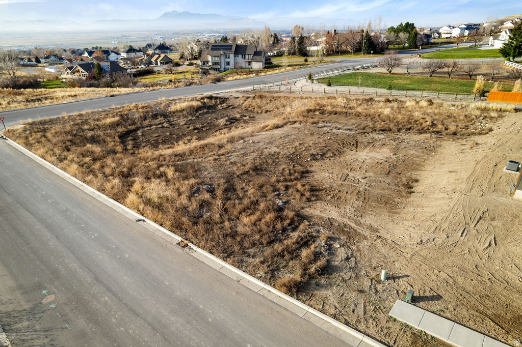 1025 S 200 W Hyde Park, UT 84318