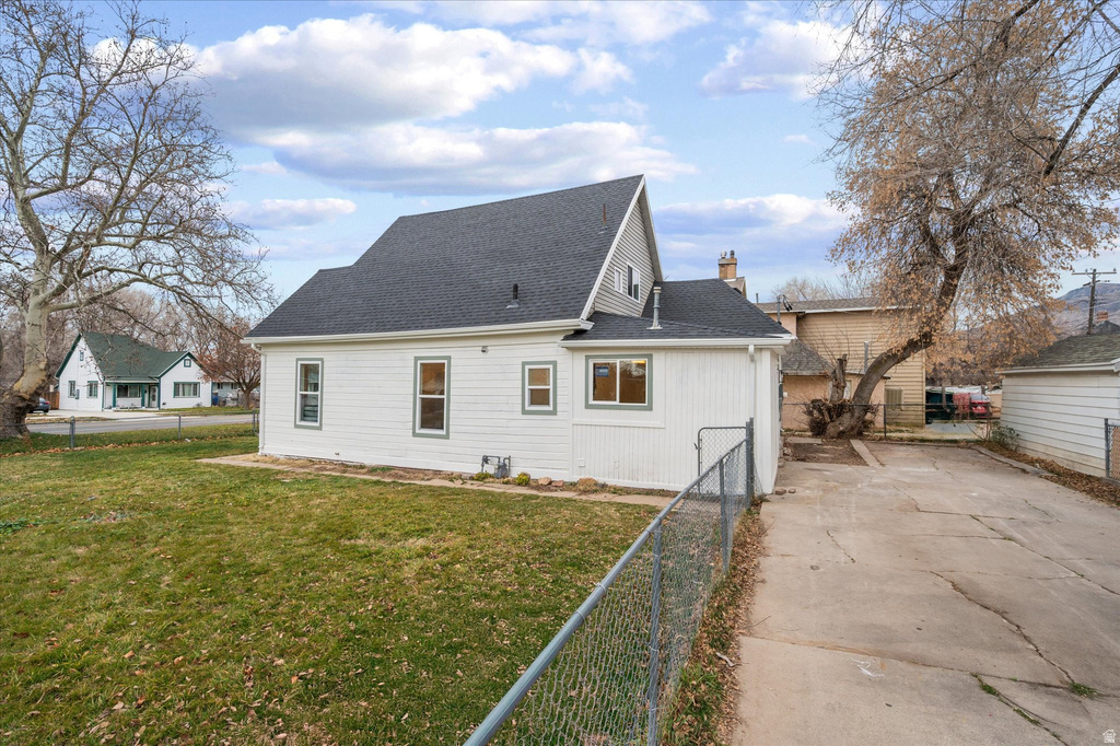 2832 S MONROE Ogden, UT 84401