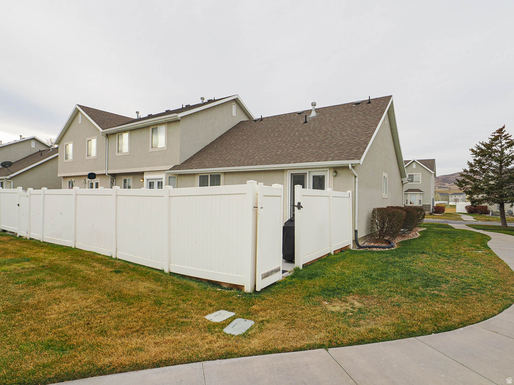 3928 N DAVENCOURT LOOP Lehi, UT 84048