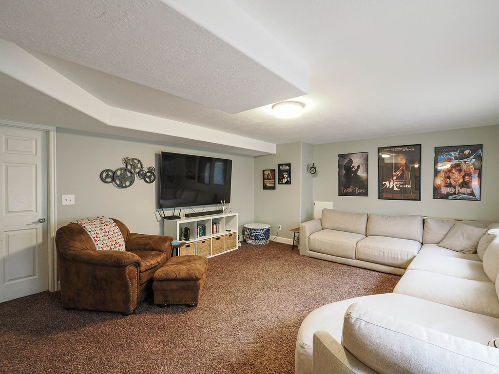 3928 N DAVENCOURT LOOP Lehi, UT 84048