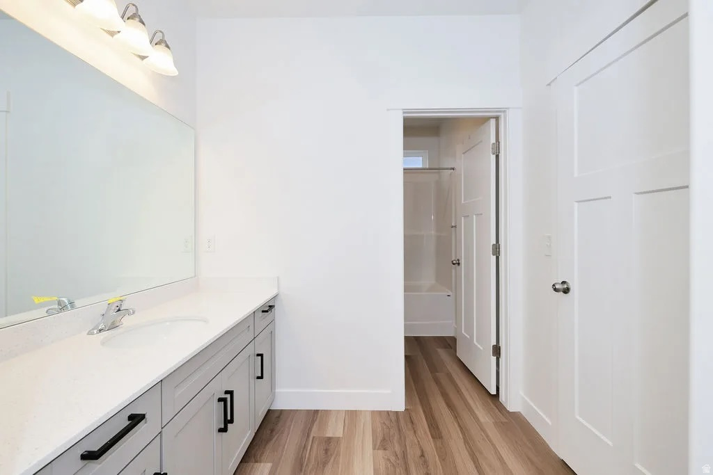 13525 S POOLE DR #B202 Riverton, UT 84065