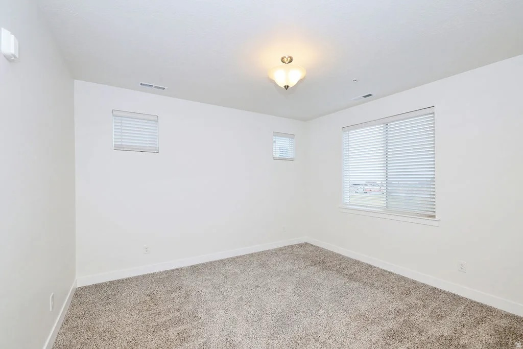 13525 S POOLE DR #B202 Riverton, UT 84065