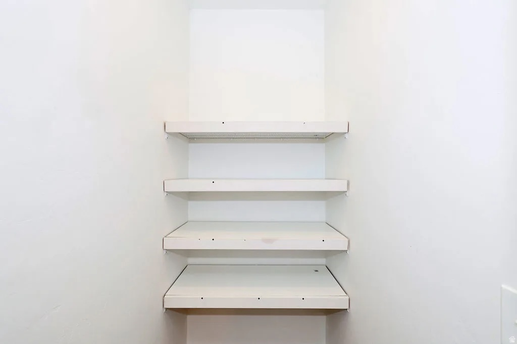 13525 S POOLE DR #B202 Riverton, UT 84065