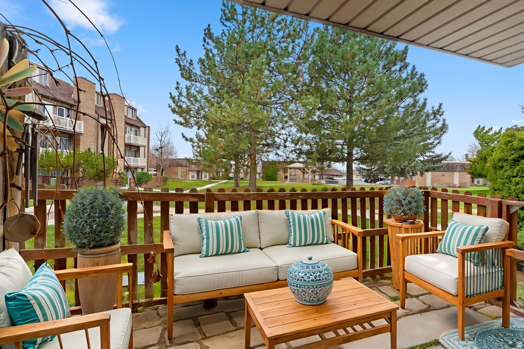 88 W 50 S #A4 Centerville, UT 84014