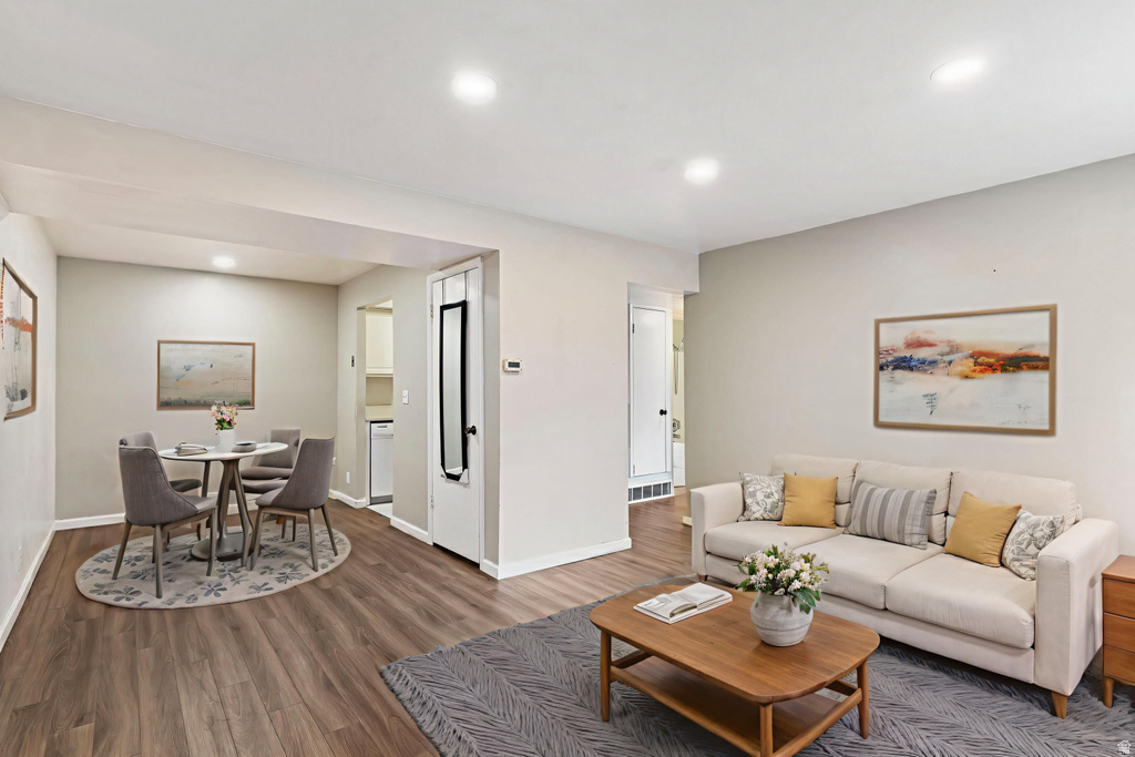 88 W 50 S #A4 Centerville, UT 84014