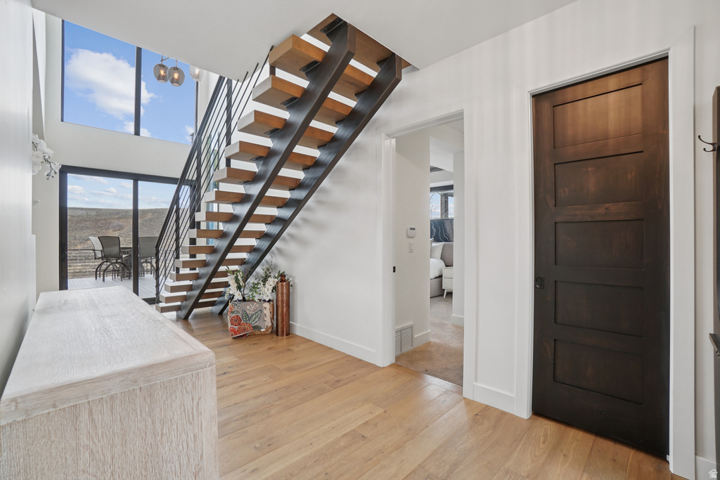 6768 GOLDEN BEAR LOOP W Park City, UT 84098