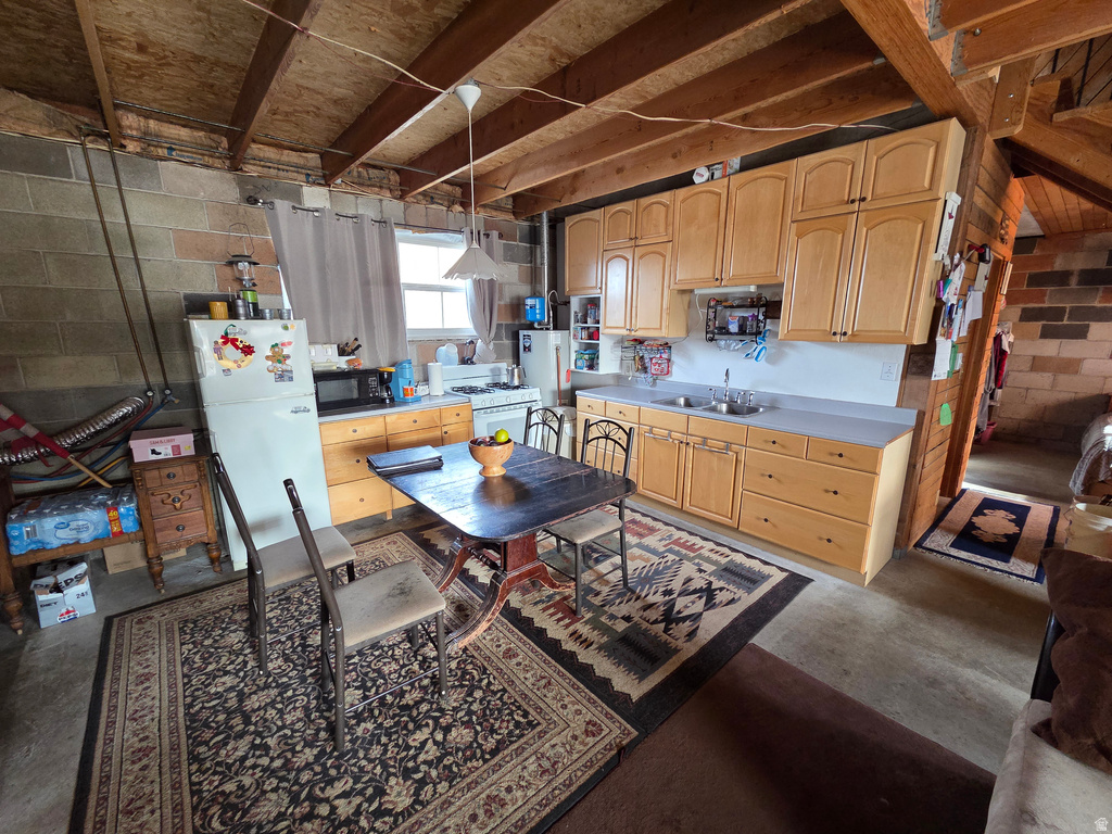 33385 N 9320 E Indianola, UT 84629