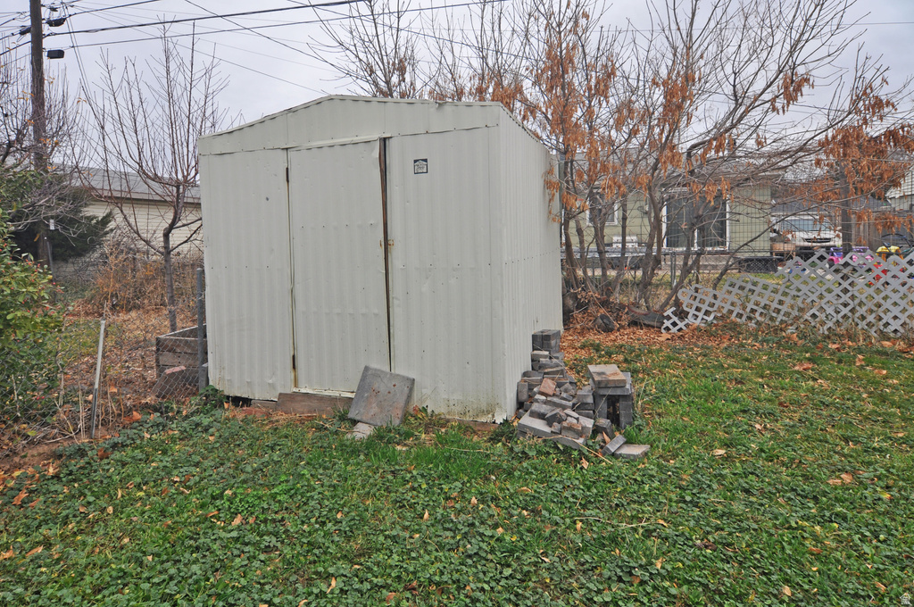 2358 N 400 W Sunset, UT 84015