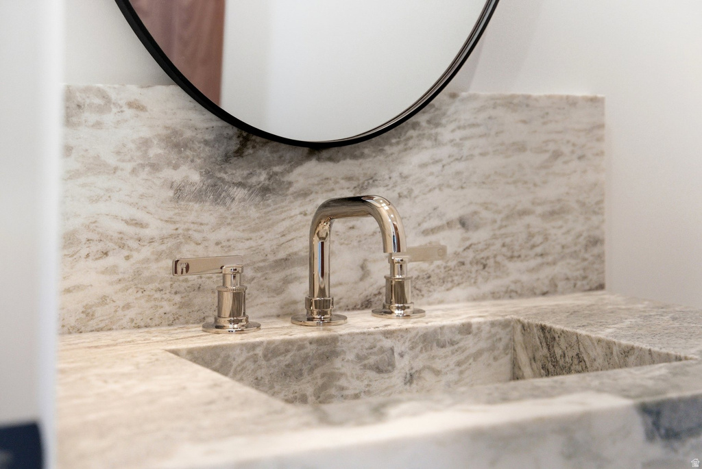 2155 E WRANGLER DR Hideout, UT 84036