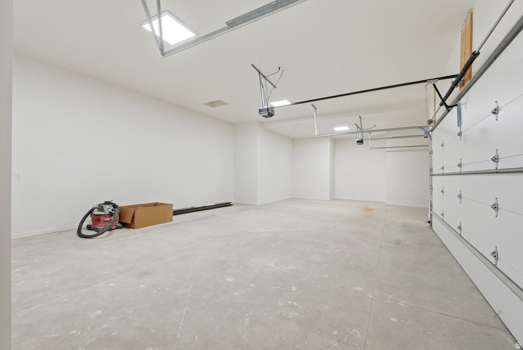 2155 E WRANGLER DR Hideout, UT 84036