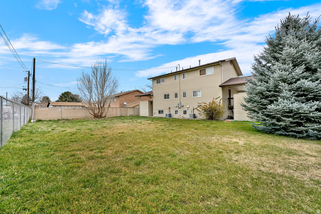 4337 S 700 W Riverdale, UT 84405