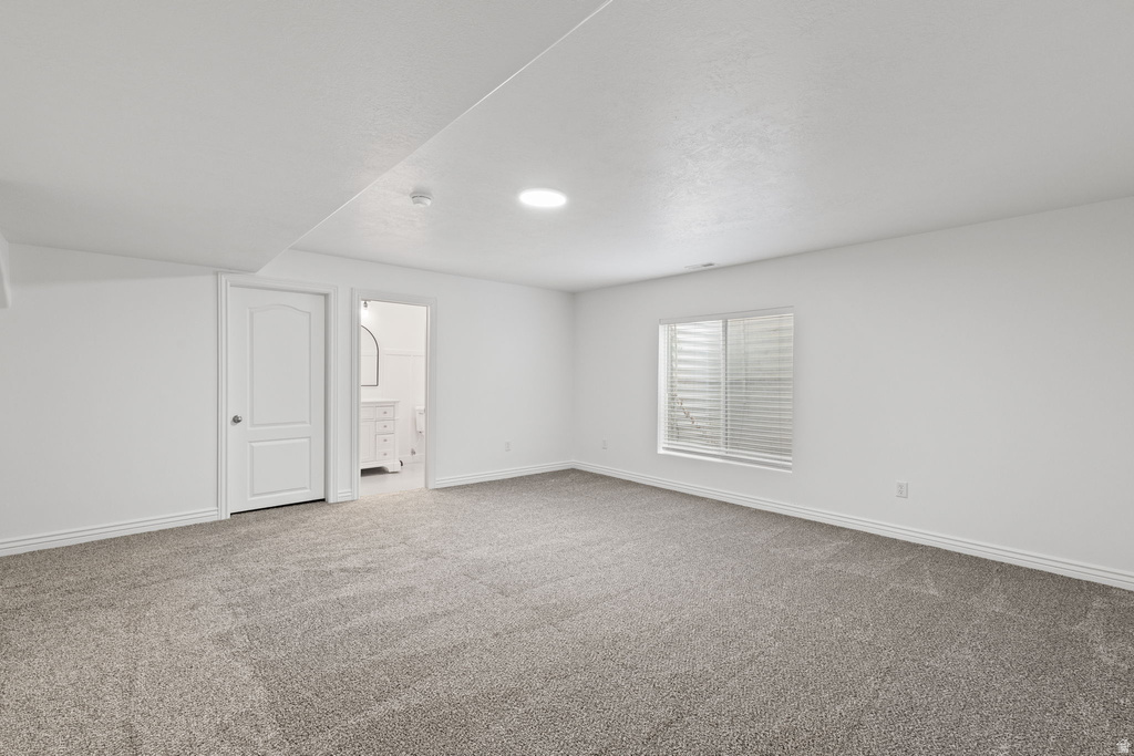 1253 W BORTHWICK WAY Murray, UT 84123