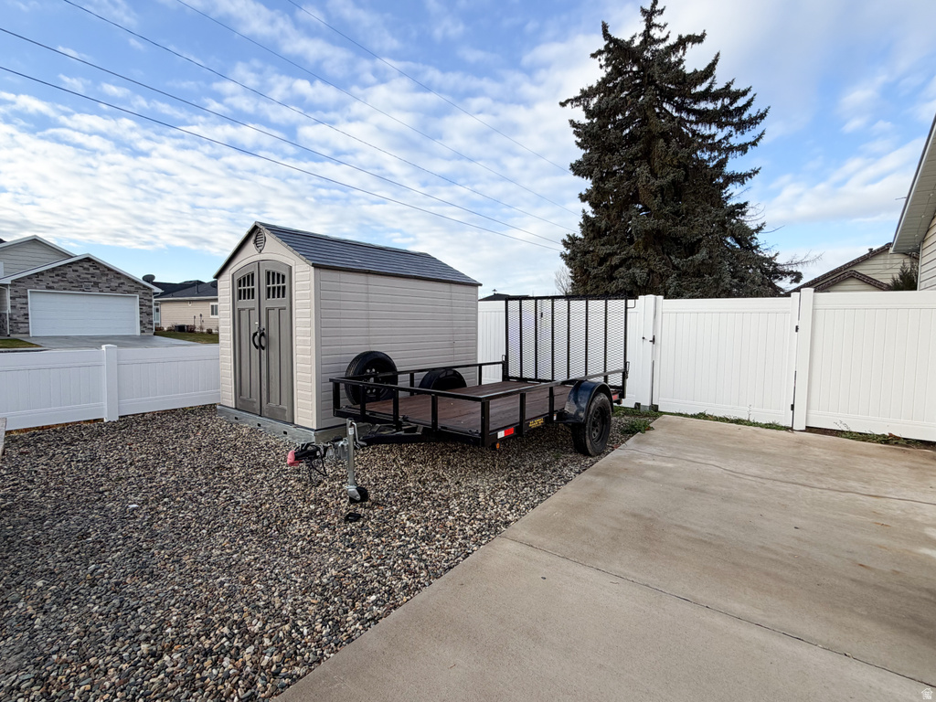 2517 N 4350 W Plain City, UT 84404